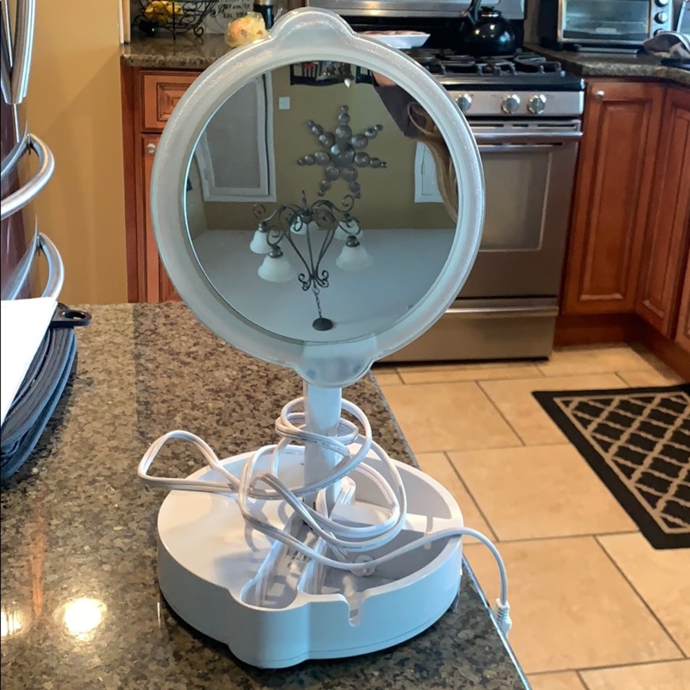 Mirror